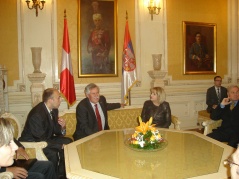 9. april 2012. godine Predsednica Narodne skupštine prof. dr Slavica Đukić Dejanović u razgovoru sa predsednikom parlamenta Švajcarske